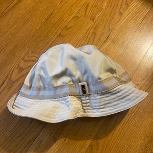 Gucci bucket hat